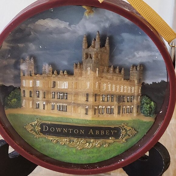Downton Abbey Shadow Box Christmas Ornament GUC RARE SEE PICTURES "BIN I" - Picture 2 of 7